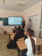 «Культурный старт» в Бахтае: школьникам рассказали о Пушкинской карте
