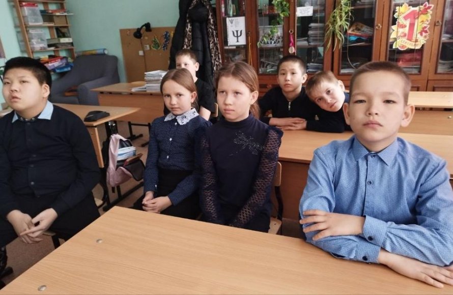 УРОКИ СКУЧНЫМИ  НЕ БЫВАЮТ!